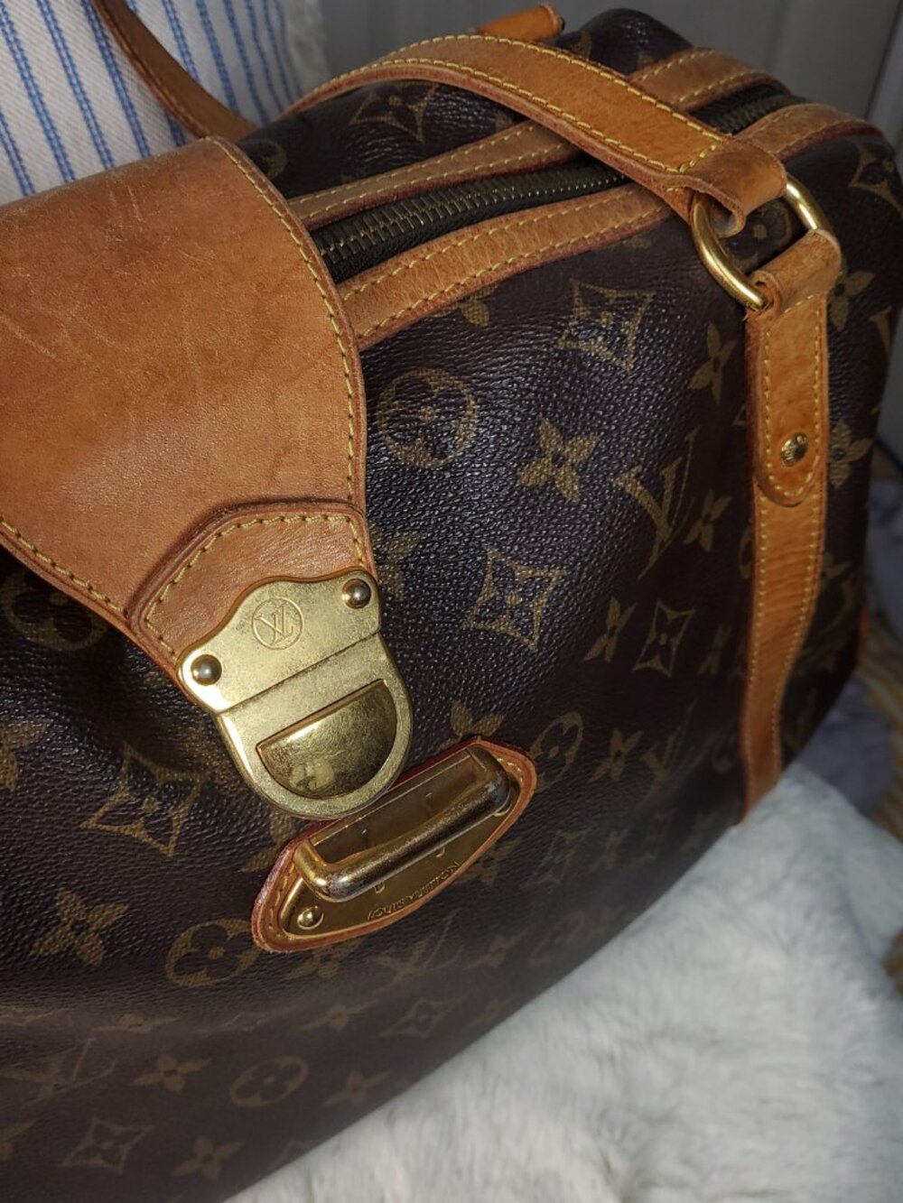 12. Louis Vuitton Monogram Shoulder Bag with Tan Shoulder Strap - Picture 3 of 16